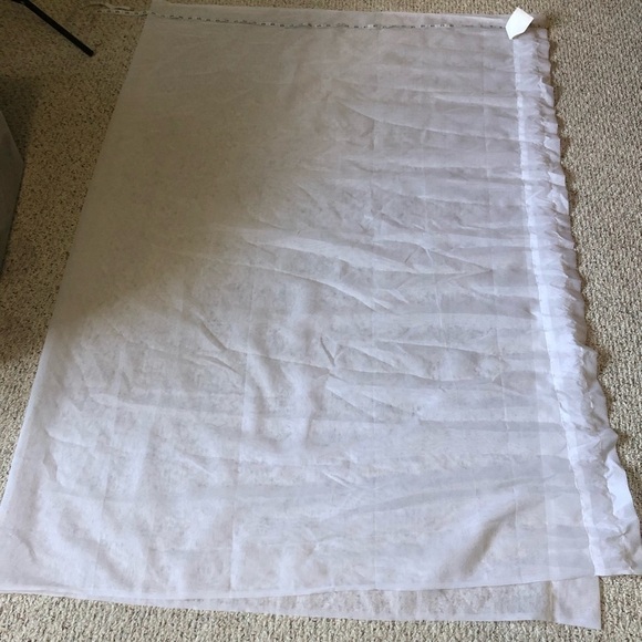 Other - 💟💟 Sheer White Curtain​